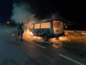 Seyir Halindeki Panelvan Alev Alev Yandı!