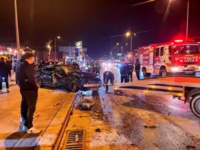 Denizli'de Kaza Sonrası Sürücü Ailesini Bırakıp Kaçtı