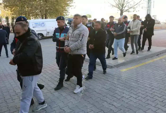 2 Milyon TL'lik Ceviz Dolandırıcılığı: 11 Şüpheli Yakalandı