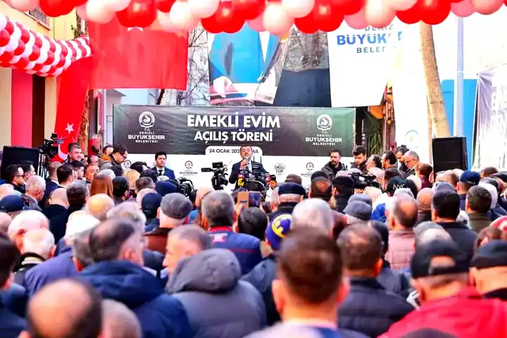 Denizli'de Emeklilerin Yeni Evi Açıldı