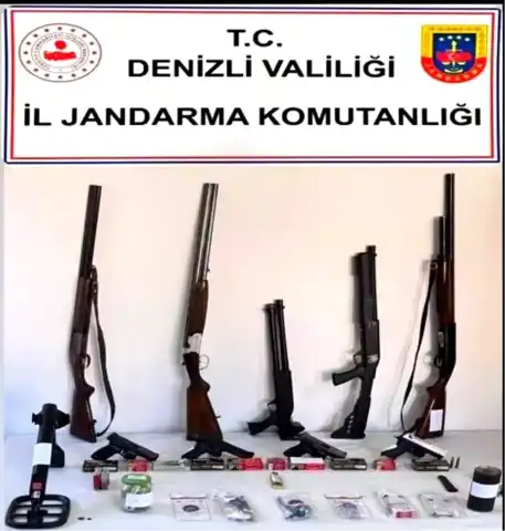 Denizli'de Büyük Uyuşturucu ve Silah Baskını!