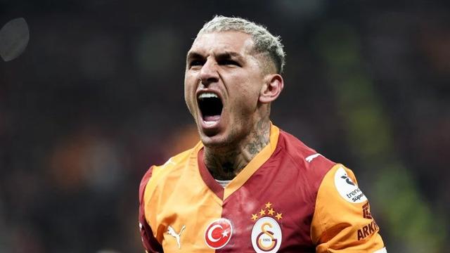 Lucas Torreira Transfer